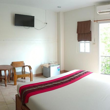 Hotel Maesot Siri Mae Sot Esterno foto