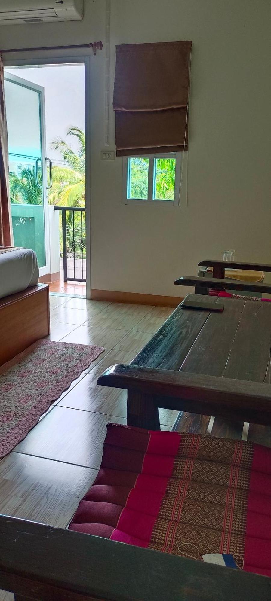Hotel Maesot Siri Mae Sot Esterno foto