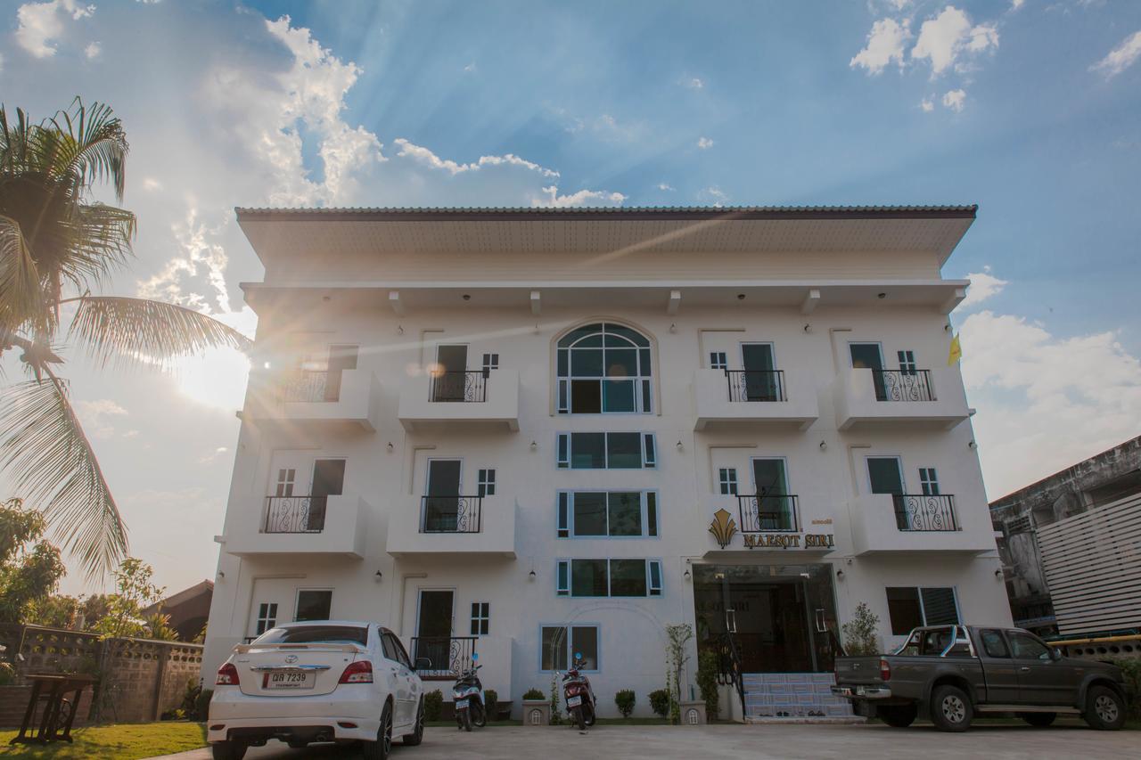 Hotel Maesot Siri Mae Sot Esterno foto