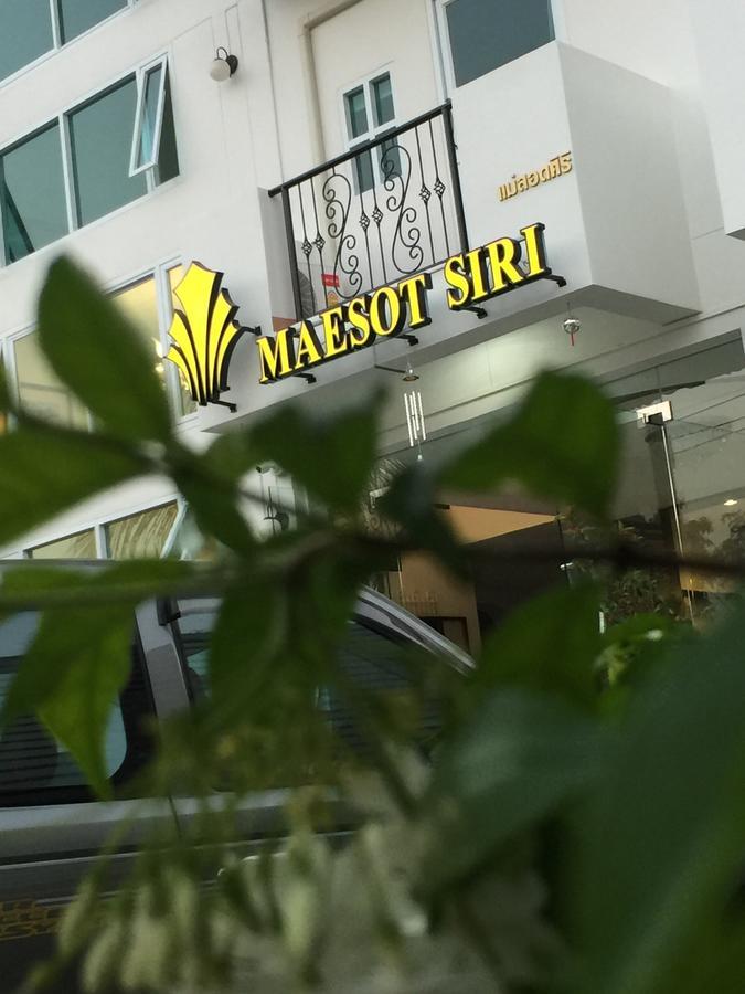 Hotel Maesot Siri Mae Sot Esterno foto