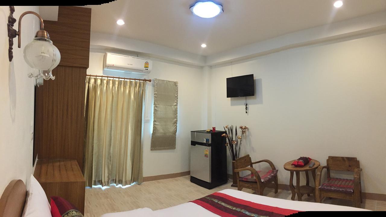 Hotel Maesot Siri Mae Sot Esterno foto